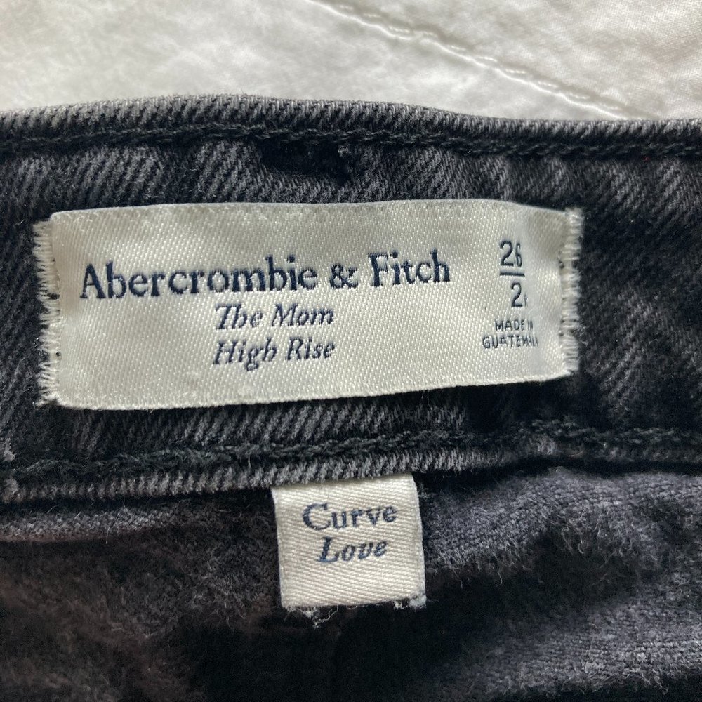 Abercrombie the Mom High Rise Curve Love Black Jean 26 - Picture 6 of 6